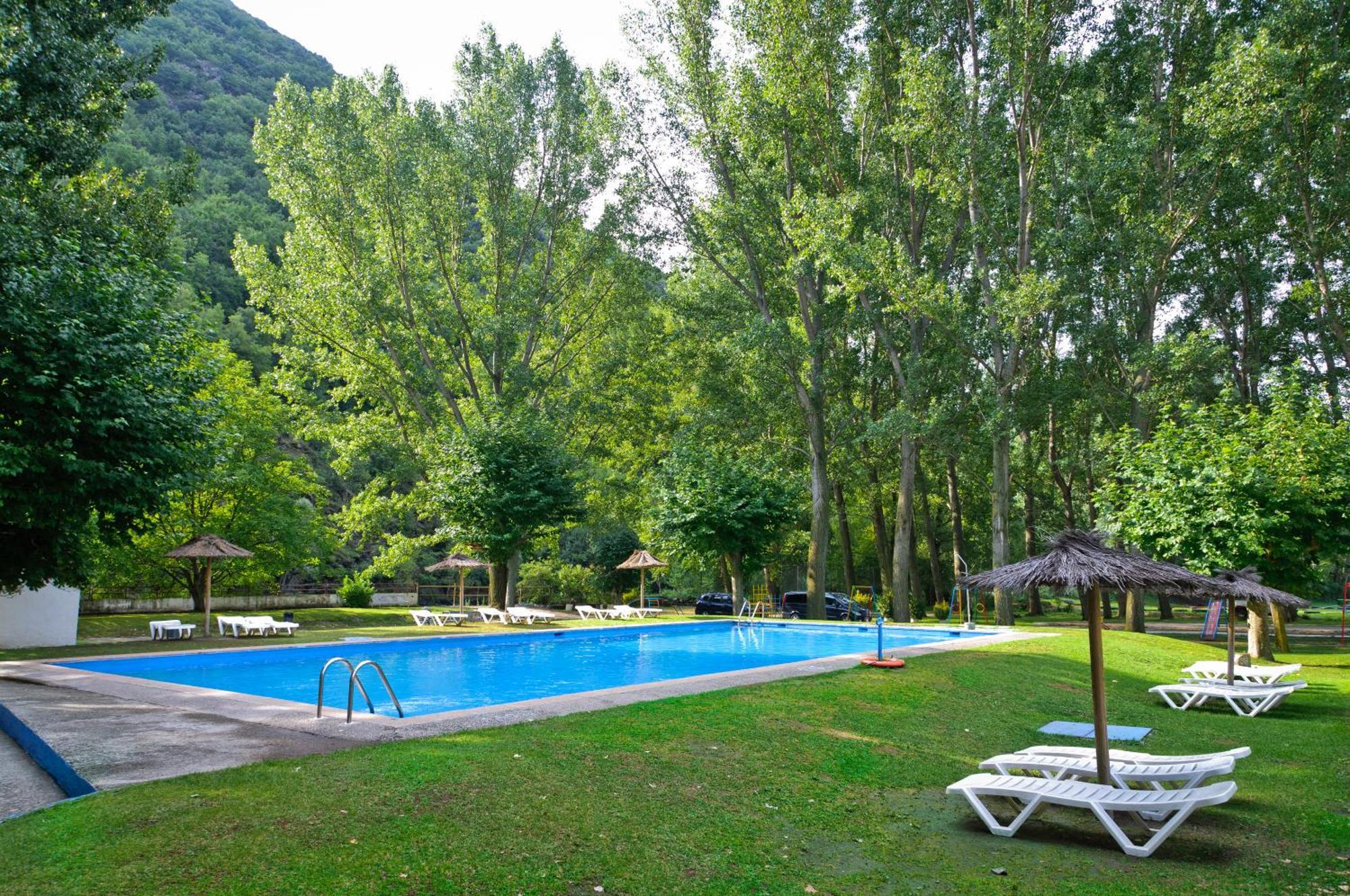 Hotel Snoe Condes Del Pallars Rialp Zewnętrze zdjęcie